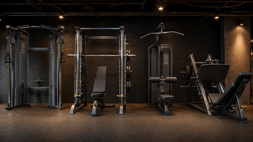 Kommersiella gymmaskiner för professionellt gym - lat pulldown, Smithmaskin och benpress