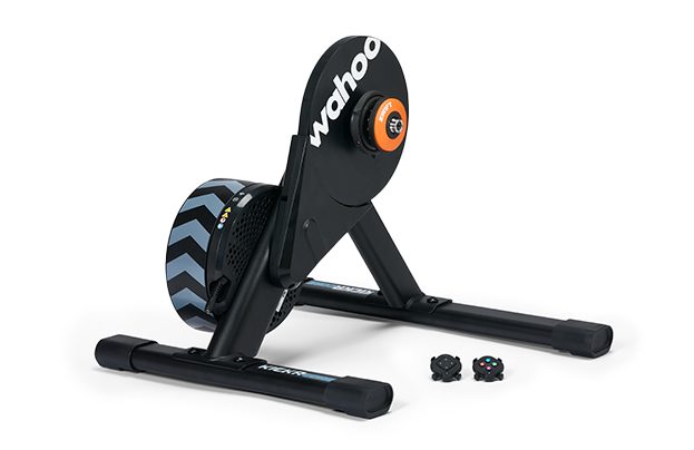 Wahoo Kickr Core smart trainer med Zwift Cog och Click